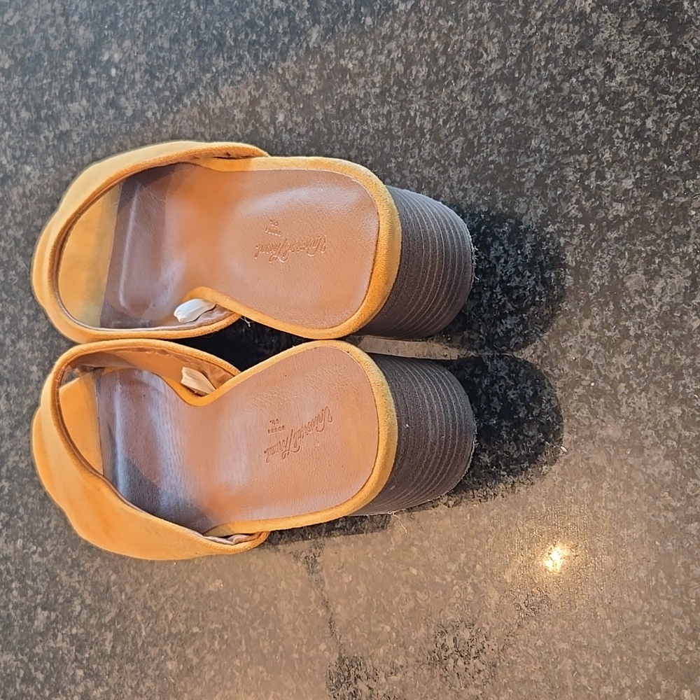 Universal Thread Mustard Suede Mules - Picture 3 of 4
